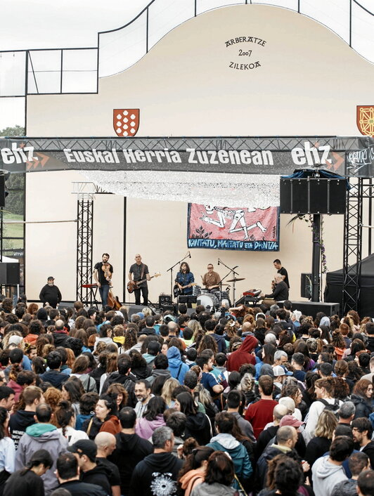 Euskal Herria Zuzenean jaialdiak iaz utzitako irudia.