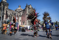 Nazioarteko 45 milioi turista jaso zituen Mexikok iaz.