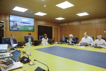 Nekazaritza, Elikadura eta Landa Garapeneko Politikako Batzordea, Gasteizko Legebiltzarrean. 