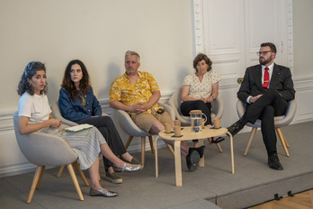 Imagen de la mesa redonda que ha tenido lugar en los Cursos de Verano.