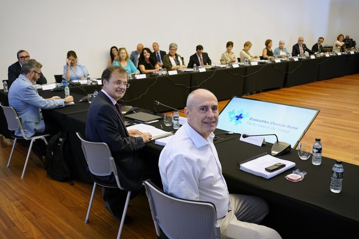 Última reunión de la Mesa para el Pacto de Salud de la CAV.