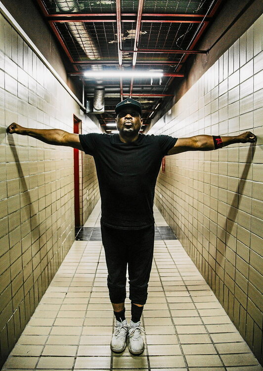 Chuck D, en una imagen promocional de su nuevo trabajo.