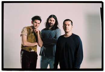 Mungian sortutako Lukiek hirukoteak publikoaren eta kritikaren harrera bikaina izan du atera duten lan bakoitzean.