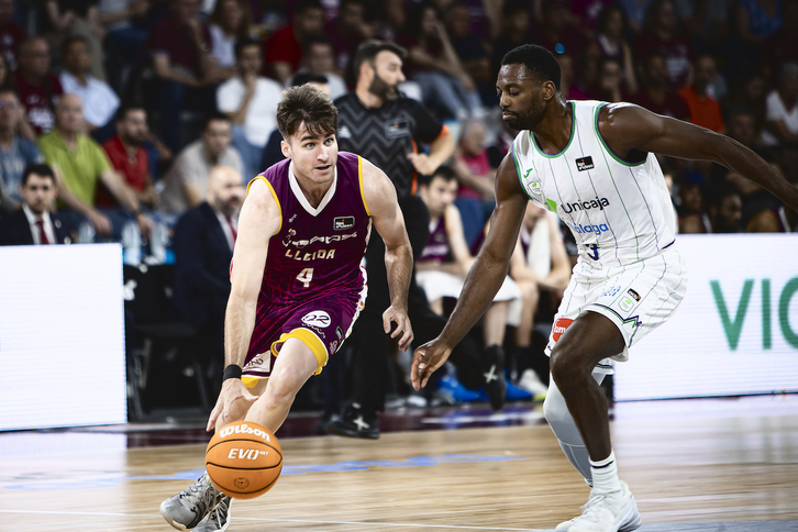 Rafa Villar, en un partido con el Lleida.
