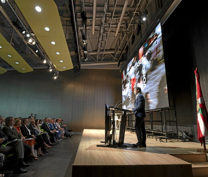 El lehendakari Imanol Pradales inauguró ayer el Basque Segurtasun Foroa.