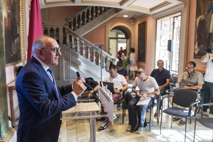 Rueda de prensa de Ramiro González para hacer balance de la década.