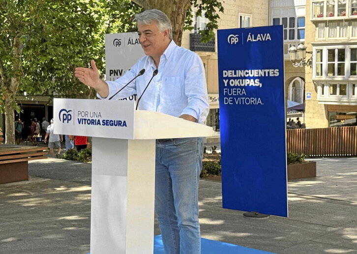 Javier de Andrés dijo que hay un supuesto «nexo» entre el PNV y el “caso Koldo”.