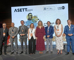 Participantes en la sesión inaugural del Foro Internacional ASETT.