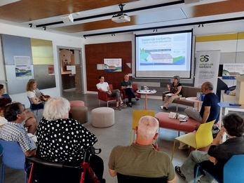 Koobizitza ha llevado a cabo recientemente una serie de jornadas en las capitales vascas para dar a conocer las ventajas de la vivienda cooperativa.