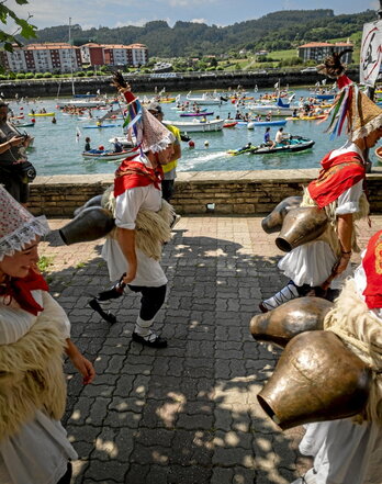 Joaldunek giroa alaitu zuten Plentzian.