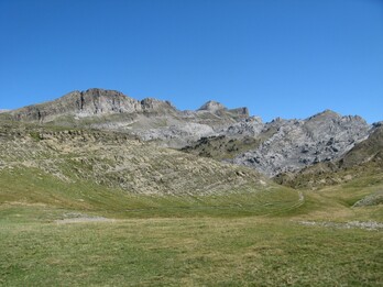 El Collado de Linza de Hiru Erregeen Mahaia.