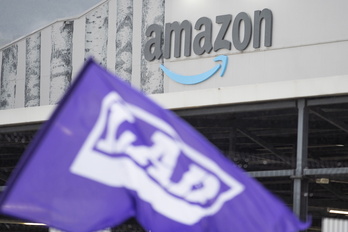 LABek salaketa jarri zuen Amazonen aurka.