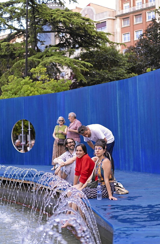 «Monumental Splash».