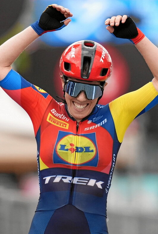 Anna Henderson, garaile bigarren etapan.