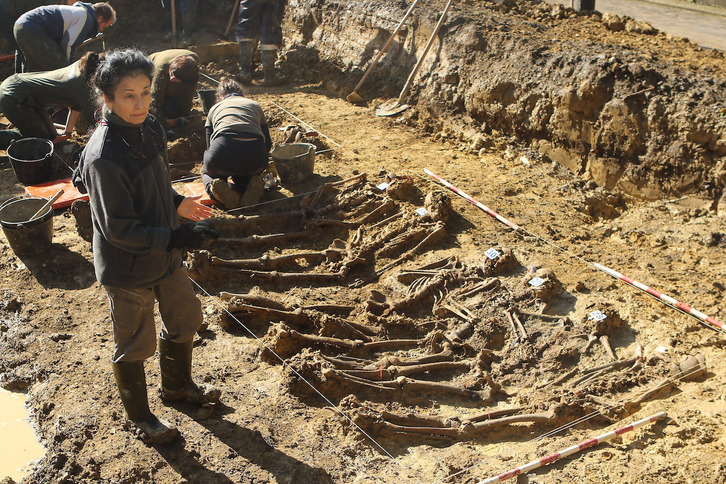 Imagen de las excavaciones realizadas el año pasado en el cemenerio de Zornotza.