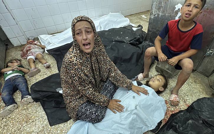 Niños y niñas muertos a manos de Israel en un ataque contra un punto de distribución de alimentos.