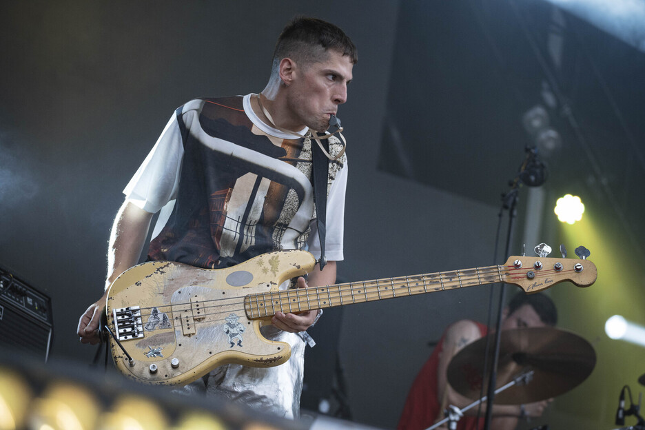 Saldelcoche taldearen emanaldia. Begirada, tinko.