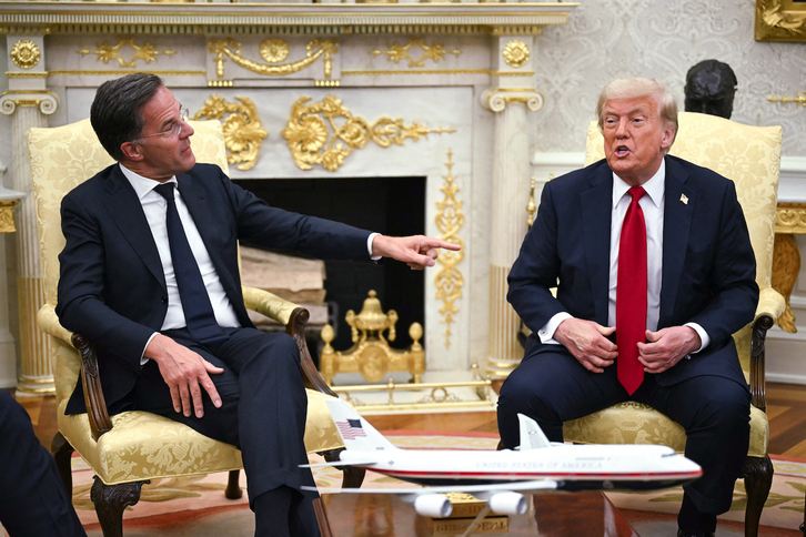  Donald Trump se reunió el domingo con Mark Rutte en el Despacho Oval.