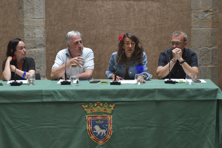Un momento de la comparecencia pública del Ayuntamiento para hacer balance de los sanfermines de 2025.