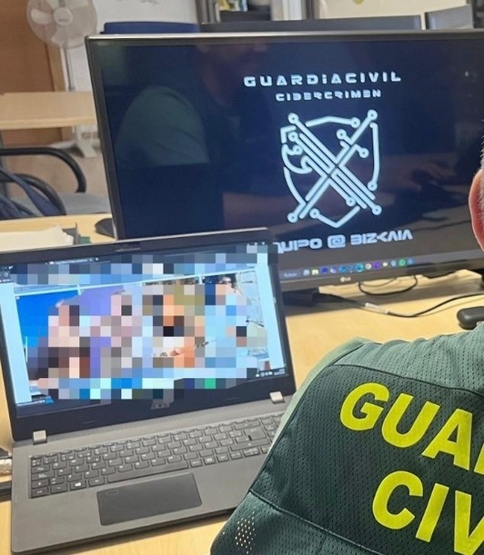 Desarticulación de una banda especializada en extorsiones sexuales por internet.