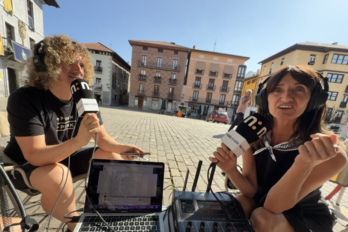 Jon Arriaga eta Tere Bringas etorri dira Markinako Jazzaldiari buruz hitz egitera.