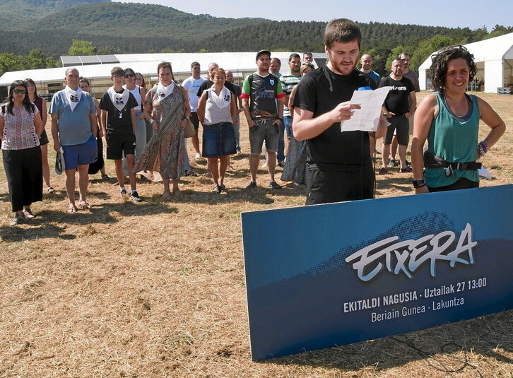 Lakuntzan egindako agerraldiaren une bat.