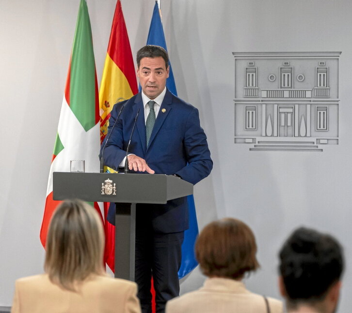 Imanol Pradales, tras la Comisión Bilateral entre el Estado y la CAV, en la Moncloa.