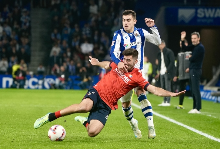 Areso y Osasuna aguardan a la mejor oferta, bien del Athletic, bien del Atlético.