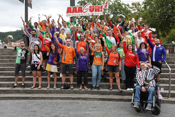 Doce comparsas de Bilbo no venderán pruductos de Coca-cola en sus txosnas