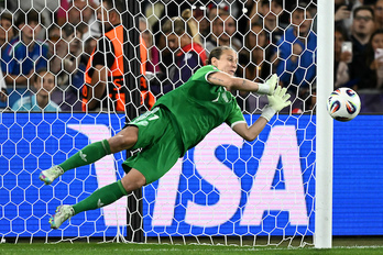 La guardameta alemana Berger, elegida Jugadora del Psrtido, ha liderado la resistencia teutona.