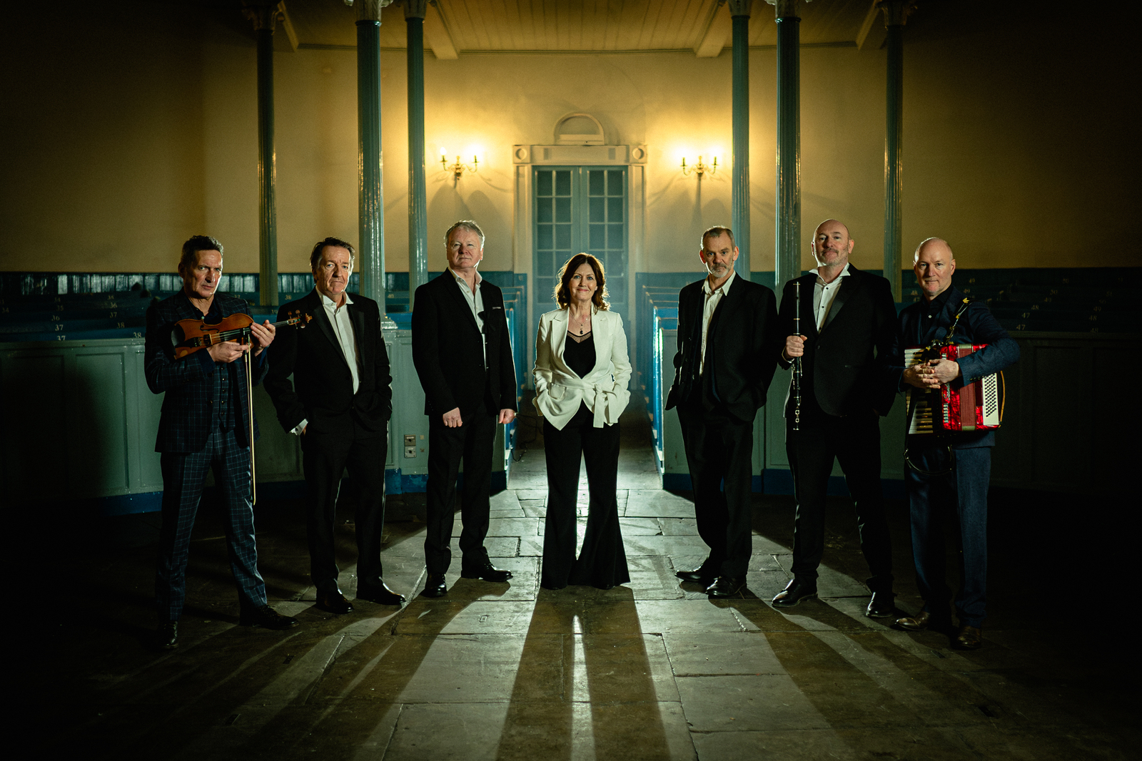  Capercaillie musika tradizionaleko eskoziar talde mitikoa.