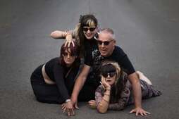 Perlata taldeko  Maialen, Ane, Jaione  eta Txerra.