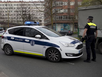 Patrulla de la Policía Local de Gasteiz, en una imagen de archivo.