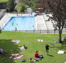 Irudian, Aiako igerilekua.