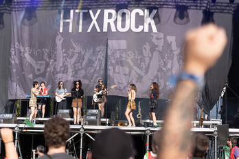 Les Testarudes kataluniarrek ska,rocksteady eta reggae doinuak ez direla gizonen kontua soilik erakutsi zuten.