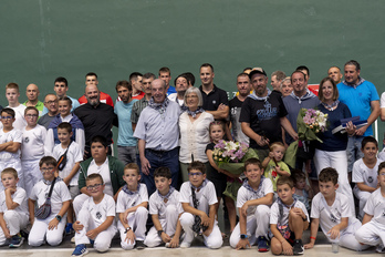Homenaje a Juanjo Atxa Mindegia, creador de la escuela de pelota de Baztan.