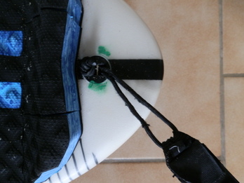 Ez da gerria okertu behar, belaunak baizik, eta, buruak beti ipurdiak baino gorago egon behar du.