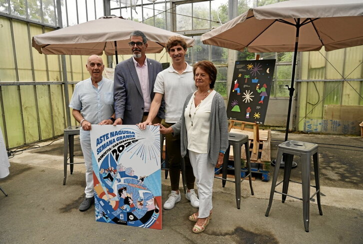 Aste Nagusiko egitarauaren aurkezpena, Uliako mintegietako parkean.