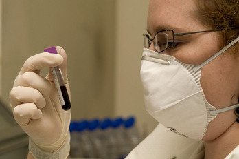 Con una muestra de sangre sería posible detectar tumores en estadios iniciales.