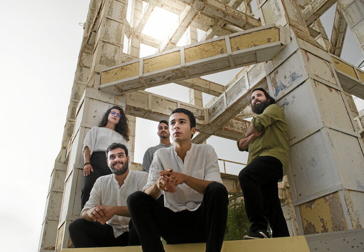 Anacrónia actúan dentro de la Quincena Andante, hoy en Chillida Leku de Hernani.