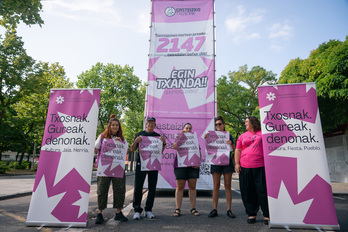 Las comisiones de txosnas de Araba, Bizkaia y Gipuzkoa han recogido desde abril 20.000 firmas para que estos recintos festivos sean declarados patrimonio inmaterial.