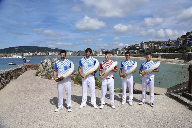 Astearte honetan aurkeztu da, Miramar Jauregiko lorategian, Buruz Burukoa.