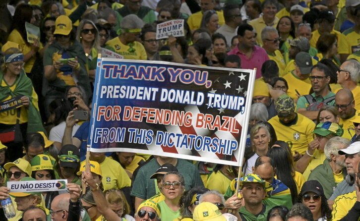 Partidarios de Jair Bolsonaro asisten a una manifestación en su favor en São Paulo, el pasado el 3 de agosto.