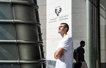 Mikel Garro, EHUko Energia Ingeniaritza Saileko doktoratu aurreko ikertzailea.