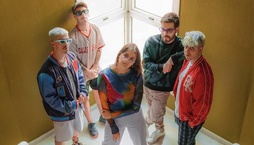 STR taldeak ‘Grabitatea une batez’ diskoa aurkeztuko du Erromon.