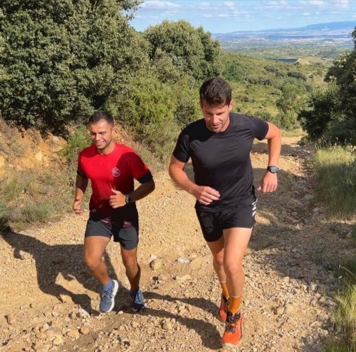 Izan y Jon Ander, los dos corredores de Oion.