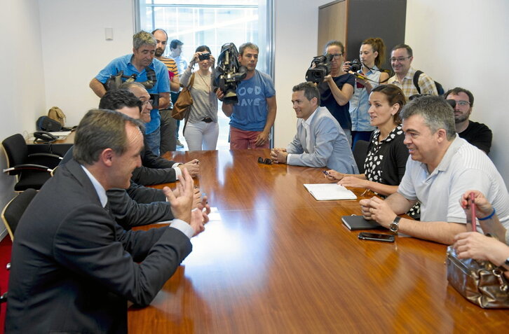 Esparza y Cerdán, durante las negociaciones entre UPN y PSN de 2015 para tratar de impedir el Gobierno de Uxue Barkos.