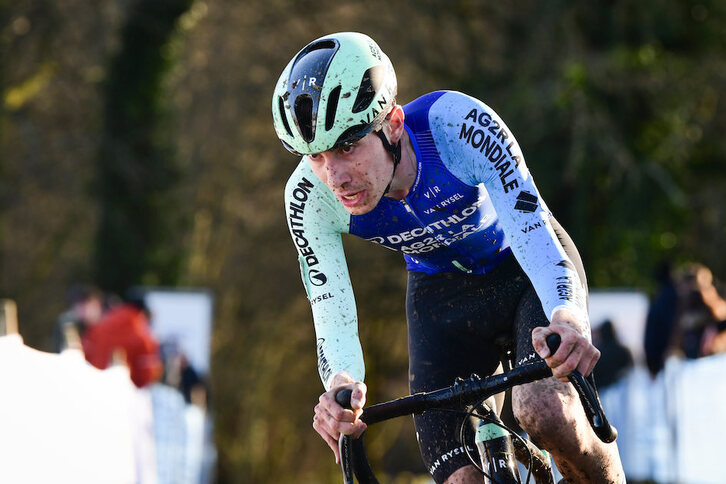 Leo Bisiaux gazteak erakustaldia eman du Orduñan gora eta Valpuestako helmugan.