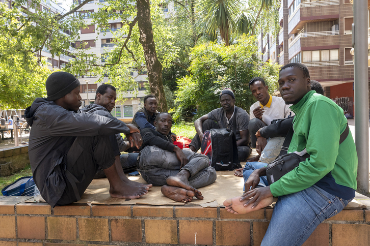 Algunos de los malienses, este mismo jueves en Amara Berri.