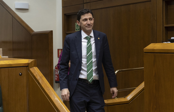 El consejero Nöel d'Anjou, en el Parlamento de Gasteiz, en una imagen de archivo.